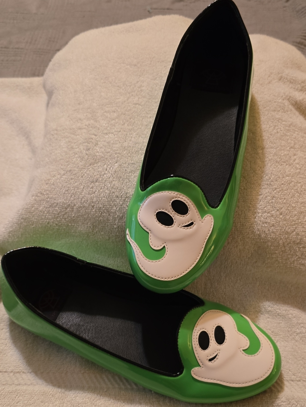 Strange Cvlt Lydia Neon Green Ghost Flats Size 8 EUC